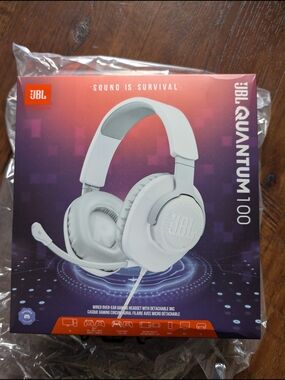 JBL Quantum 100 Gaming Headset — White